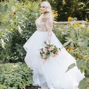 Hayley Paige Lorelei Wedding Dress